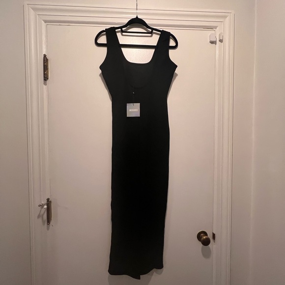 Missguided Tight Bodycon Maxi Dress - Picture 2 of 3